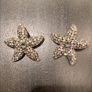 Oscar de la renta earrings !